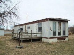 929 W Hyde Park Ave, Saint Joseph, MO 64504