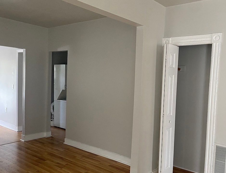 1st image of 187 Dubois Ave #187A