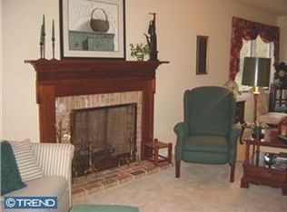 6 Stonybrook Ct, Medford, NJ 08055