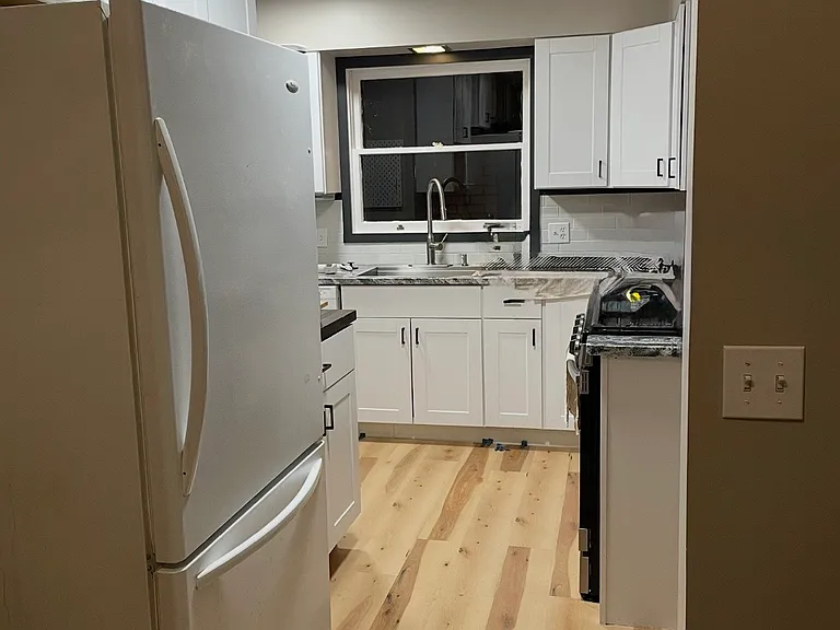 1132 Murray Ave — Photo 4