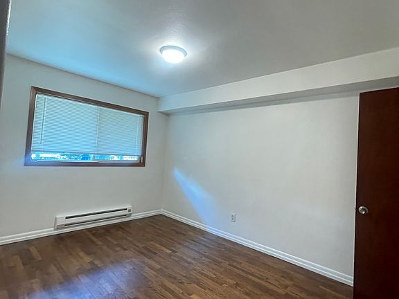 4th image of 3200 S Edmunds St #9