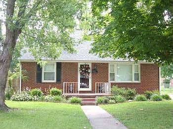2nd image of 3632 Placid Pl E