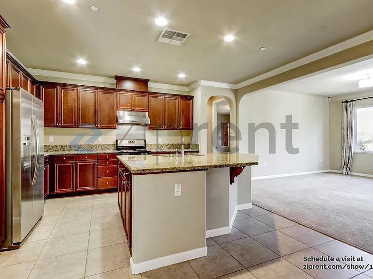 5617 Monaghan Way — Photo 3