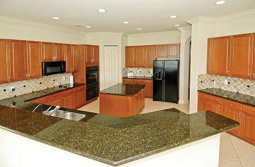 4th image of 3454 Meadowbrook Way