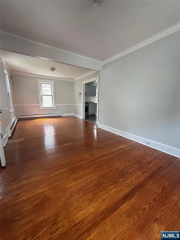 2 bed, 1.0 bath, $2,200 — Photo 4