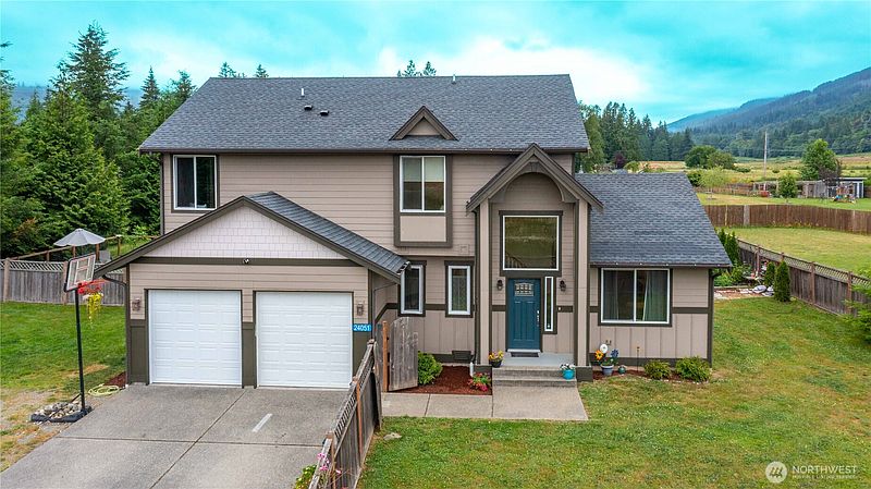 3rd image of 24051 Mangat Lane
