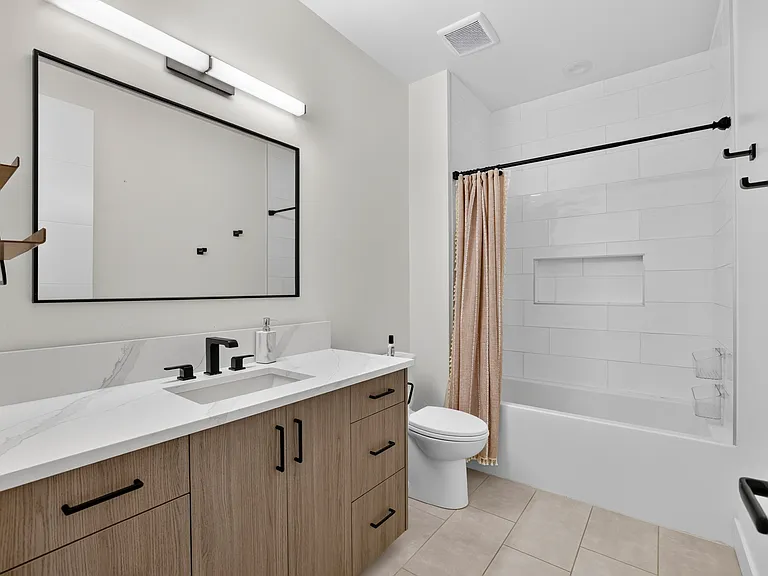 2100 E Island Cove Ln — Photo 23