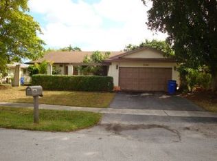 2190 NW 70th Ave, Margate, FL 33063