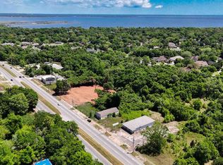 9820 N Davis Hwy, Pensacola, FL 32514