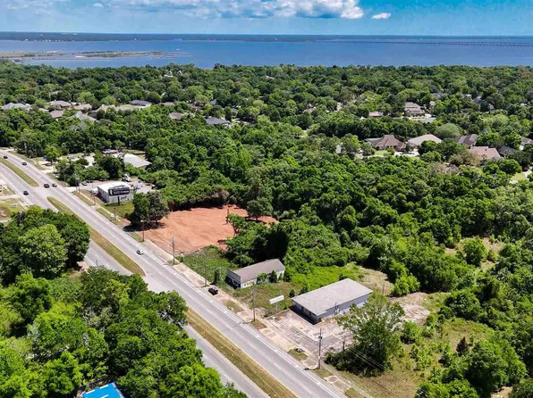 9820 N Davis Hwy, Pensacola, FL 32514