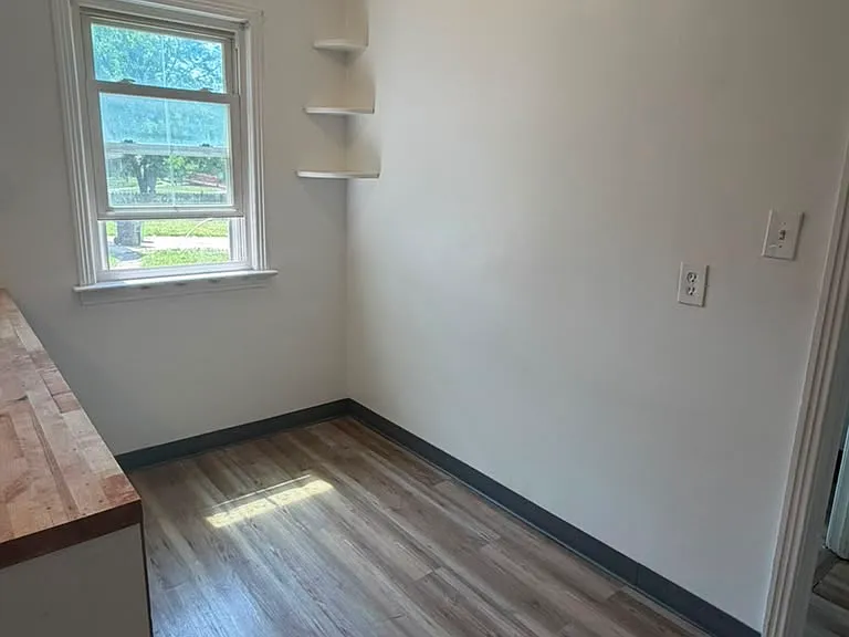 760 Babbitt Rd — Photo 6