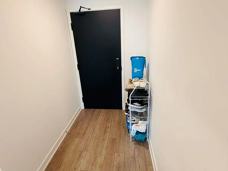 88 Queen St E #4701 — Photo 14