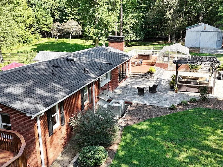 2129 Kelly Rd — Photo 55