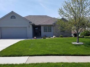 1407 Autumn Ln, Auburn, IN
