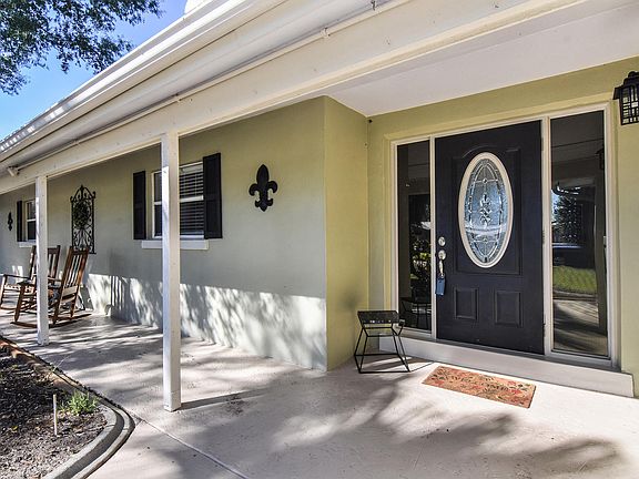 2nd image of 2332 Harper Ct