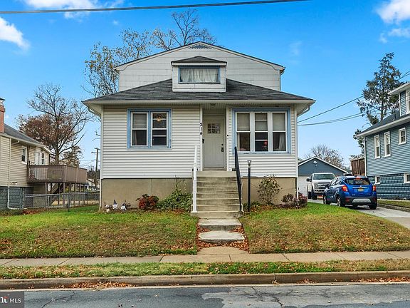 2nd image of 214 Barlow Ave