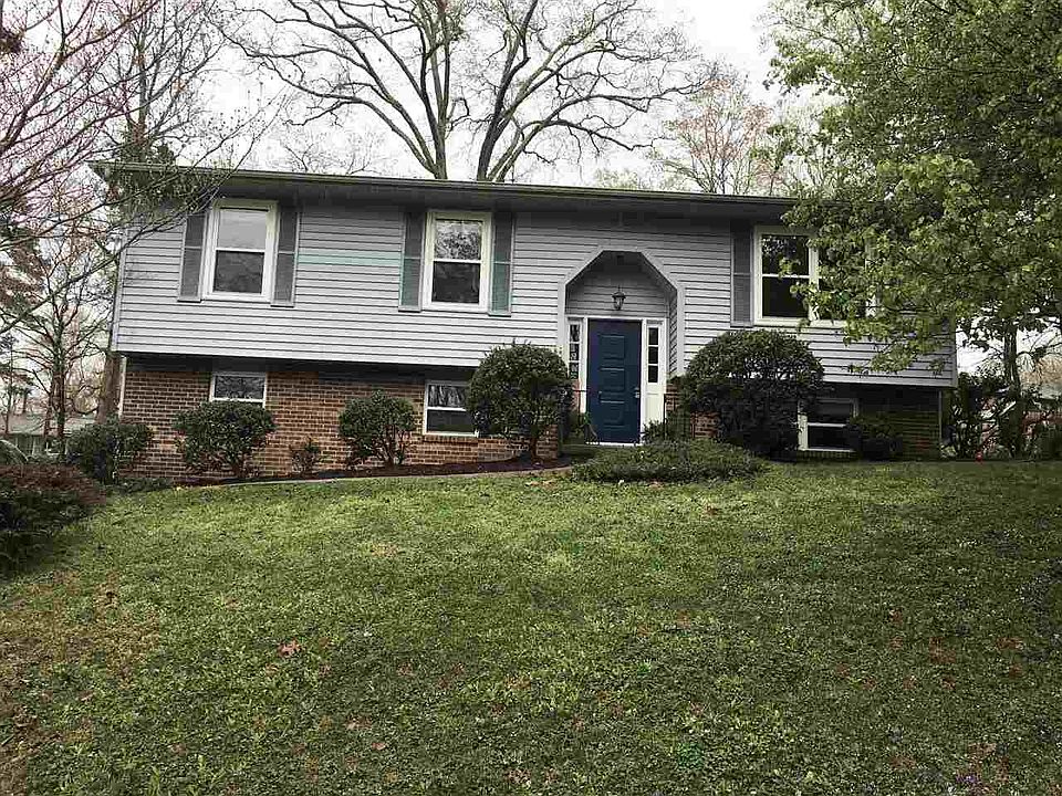 1st image of 6532 Hunters Glen Dr