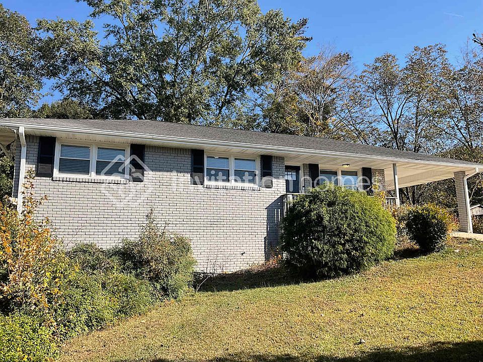 1st image of 2421 Kennedy Ln SW
