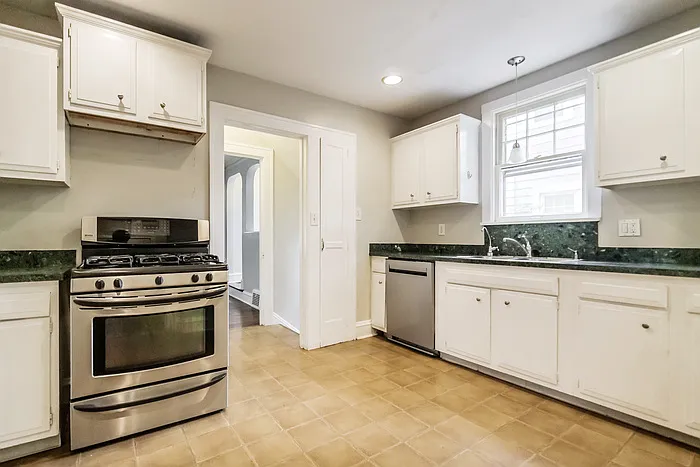 3574 Avalon Rd — Photo 8