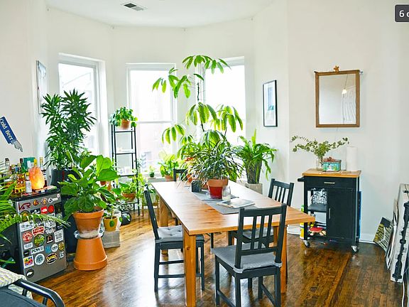 4th image of 1458 N Western Ave APT 2