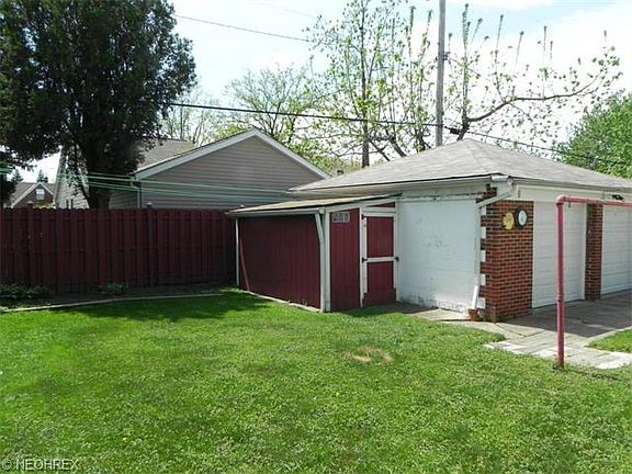 5th image of 18702 Muskoka Ave