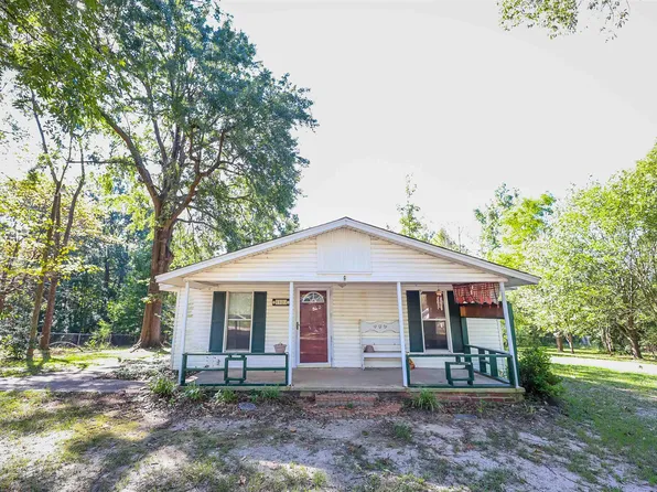 1123 Pine St, El Dorado, AR 71730