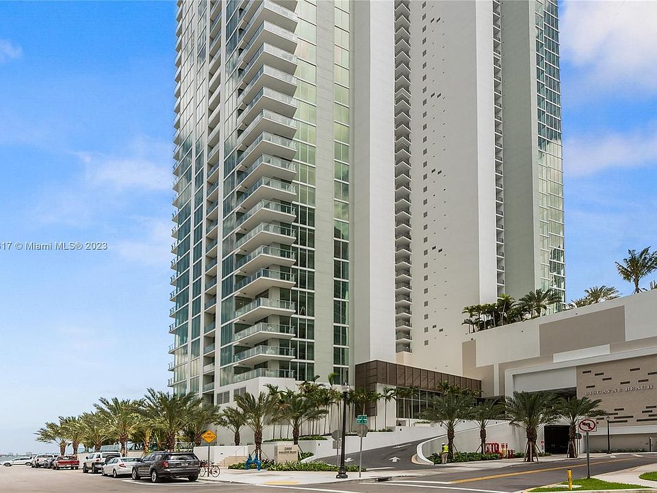 1st image of 2900 NE 7th Ave Unit 4303