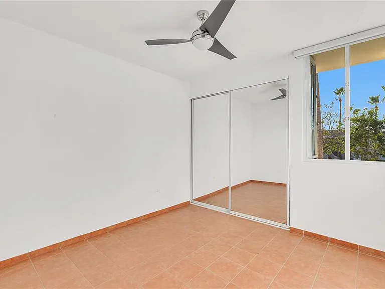 711 N Coast Vlg #122 — Photo 16