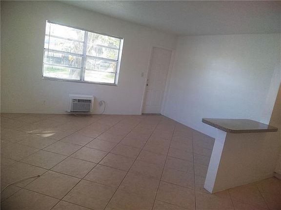 2nd image of 1960 NE 48th St APT 1