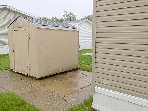 4th image of 1347 Mariga St