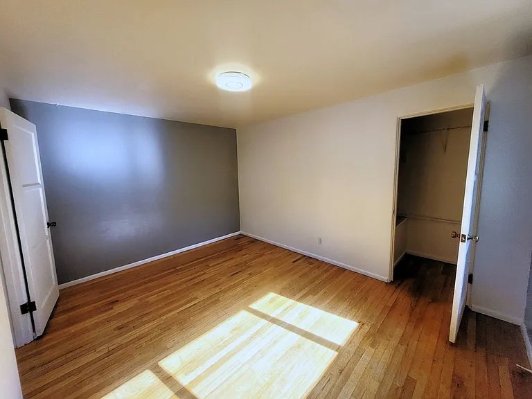 901 N Forest St #117 — Photo 22