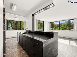 1740 Comox St, Vancouver, BC V6G 2Z1