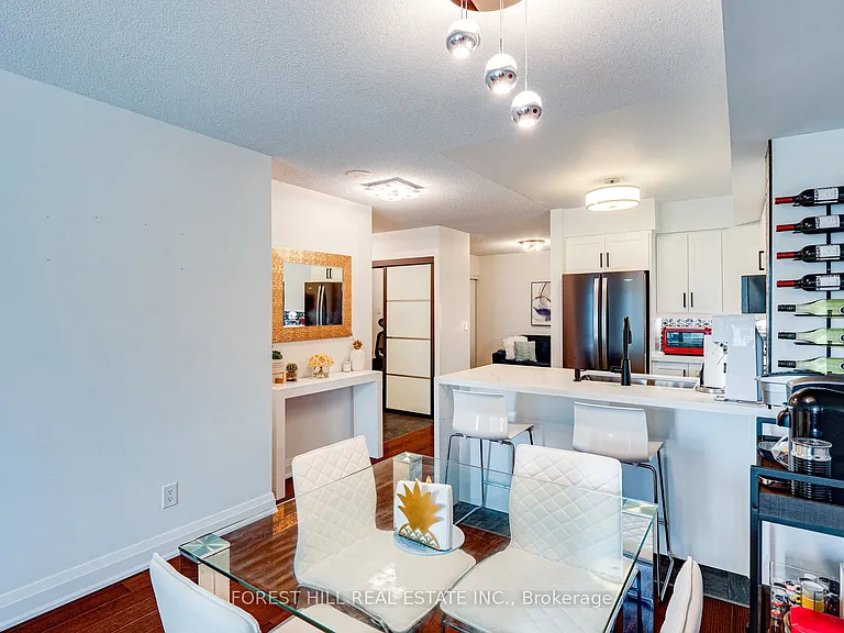 30 N Park Rd #214 — Photo 13