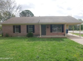 6010 Tulane Rd, Horn Lake, MS 38637