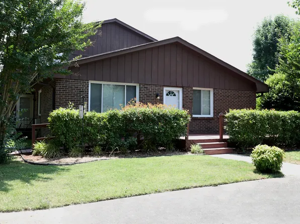 250 Donna Dr APT 4C, Hendersonville, TN 37075