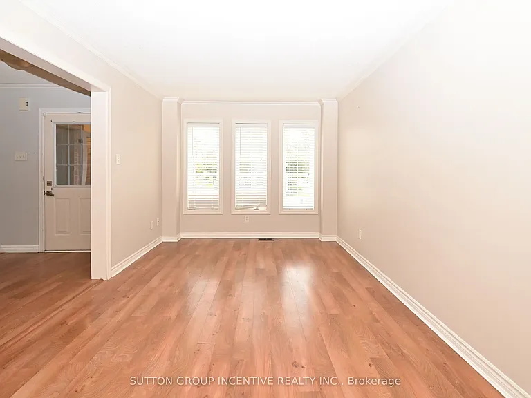14 Brown Wood Dr — Photo 6