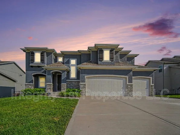 1304 NW 107th Ter, Kansas City, MO 64155