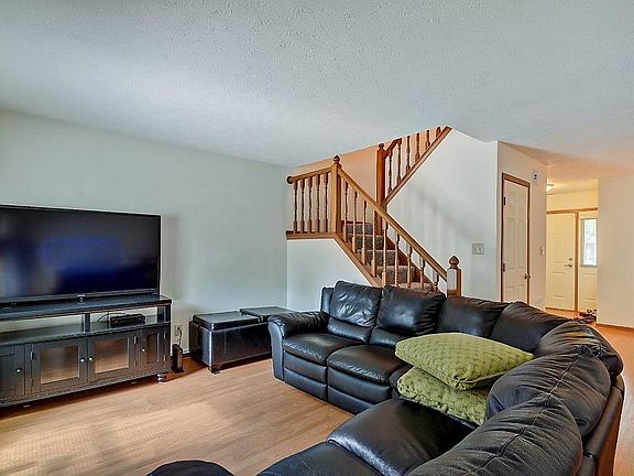 5th image of 5375 Bay Harbor Dr