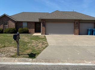 2104 S Alabama Ave, Joplin, MO 64804