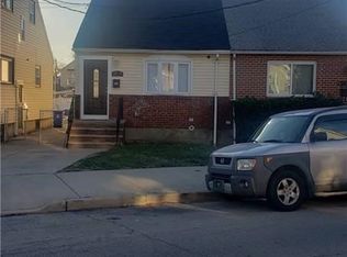 10758 142nd St, Jamaica, NY 11435