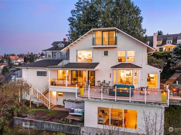 5 North Road N, Tacoma, WA 98406