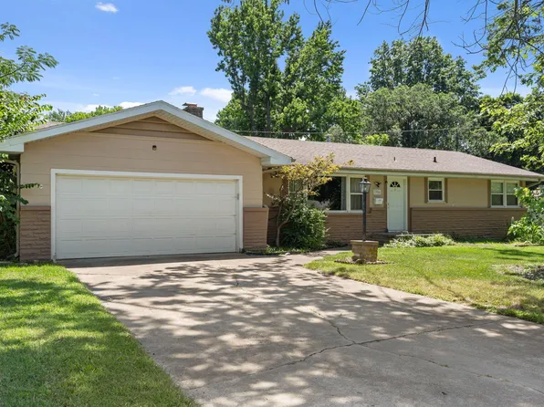 1904 S Valley Road Avenue, Springfield, MO 65804