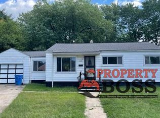 1039 E 11th Ct, Gary, IN 46403