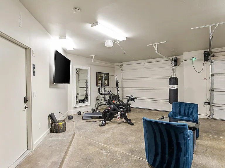 6928 E Jenan Dr — Photo 25