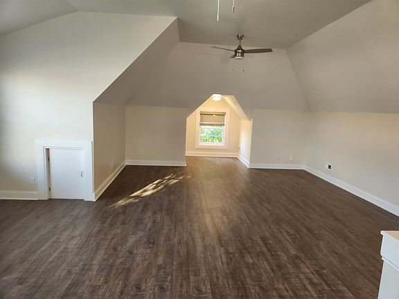 4th image of 1046 High St #Bau10485