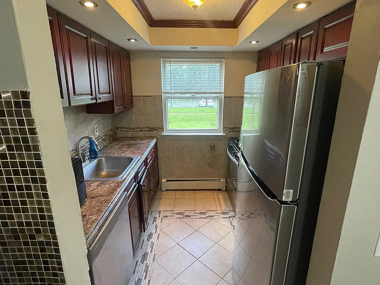 55 Gill Ln #45 — Photo 57