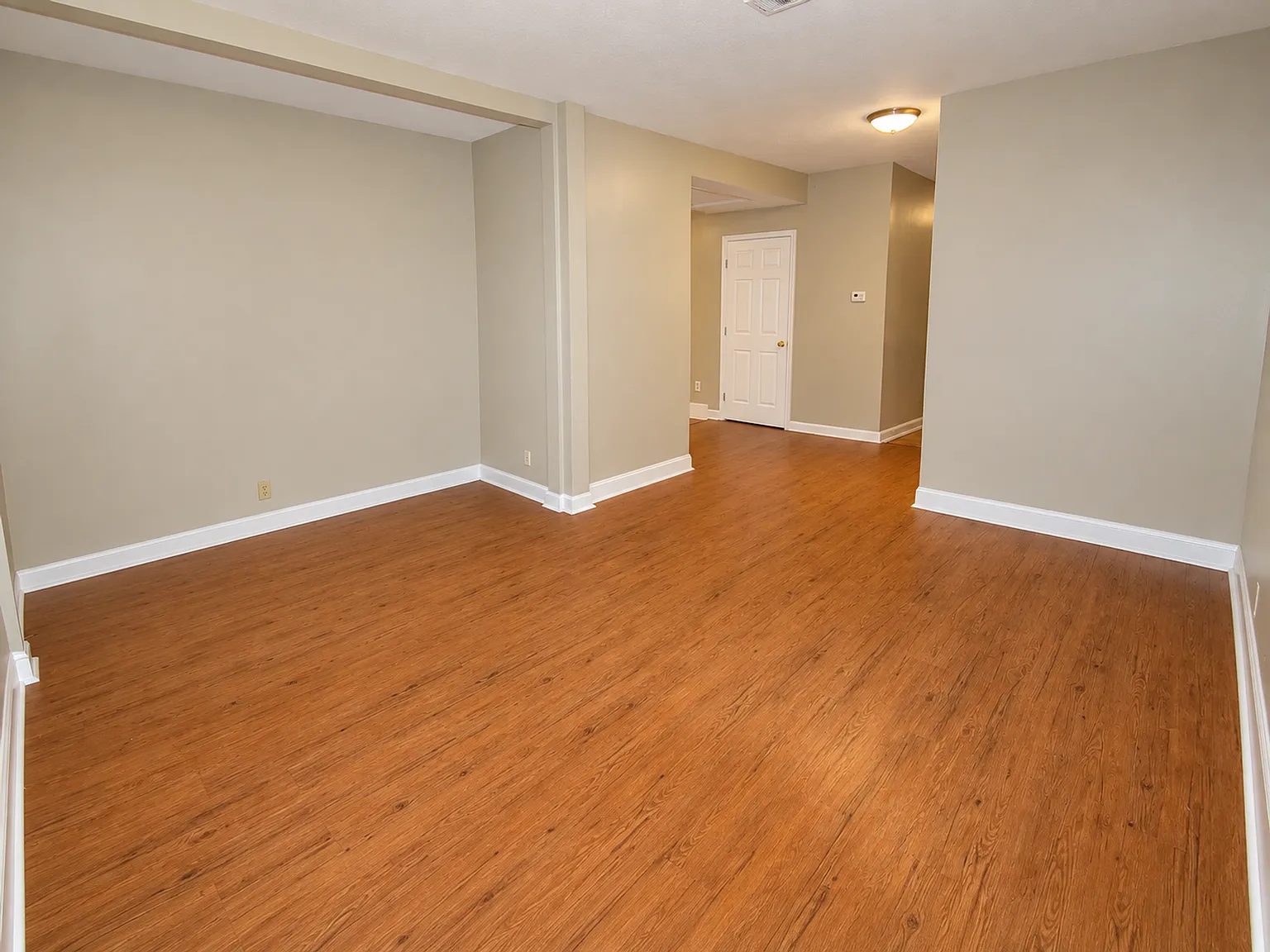 5 Bedroom Available for Pre Lease! — Photo 2