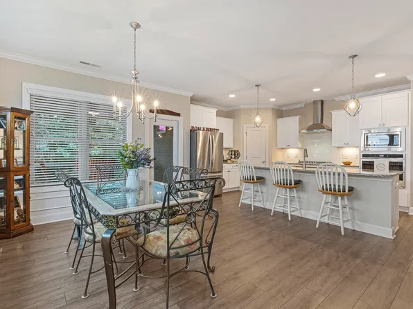 1374 Patriot Points Way, Fuquay Varina, NC 27526