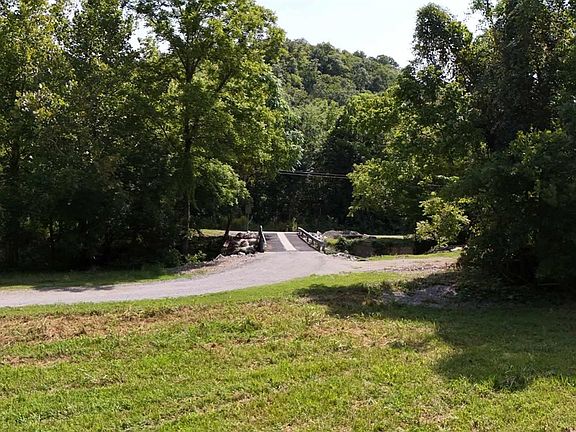 4th image of 116 Lloyd Cemetery Rd