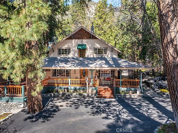 2nd image of 41208 Valley Of The Falls Dr